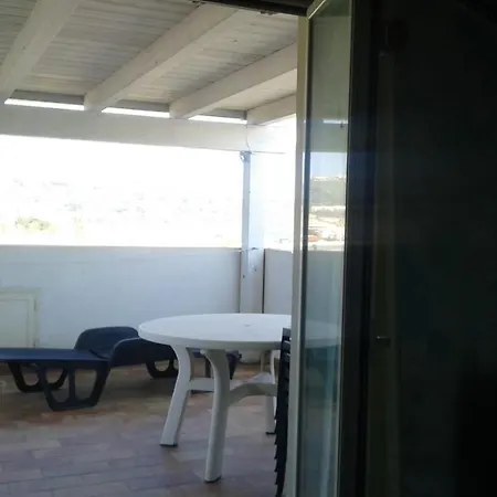 Marina Di Apartment *